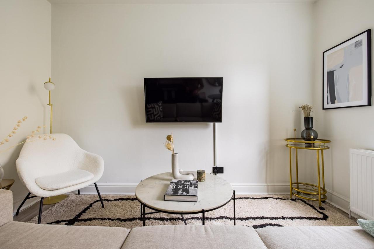 The Kensington And Chelsea Classic - Glamorous 2bdr Flat Апартаменты Лондон