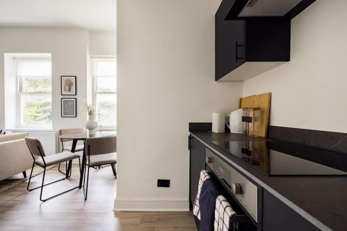 Апартаменты The Kensington And Chelsea Classic - Glamorous 2bdr Flat Лондон