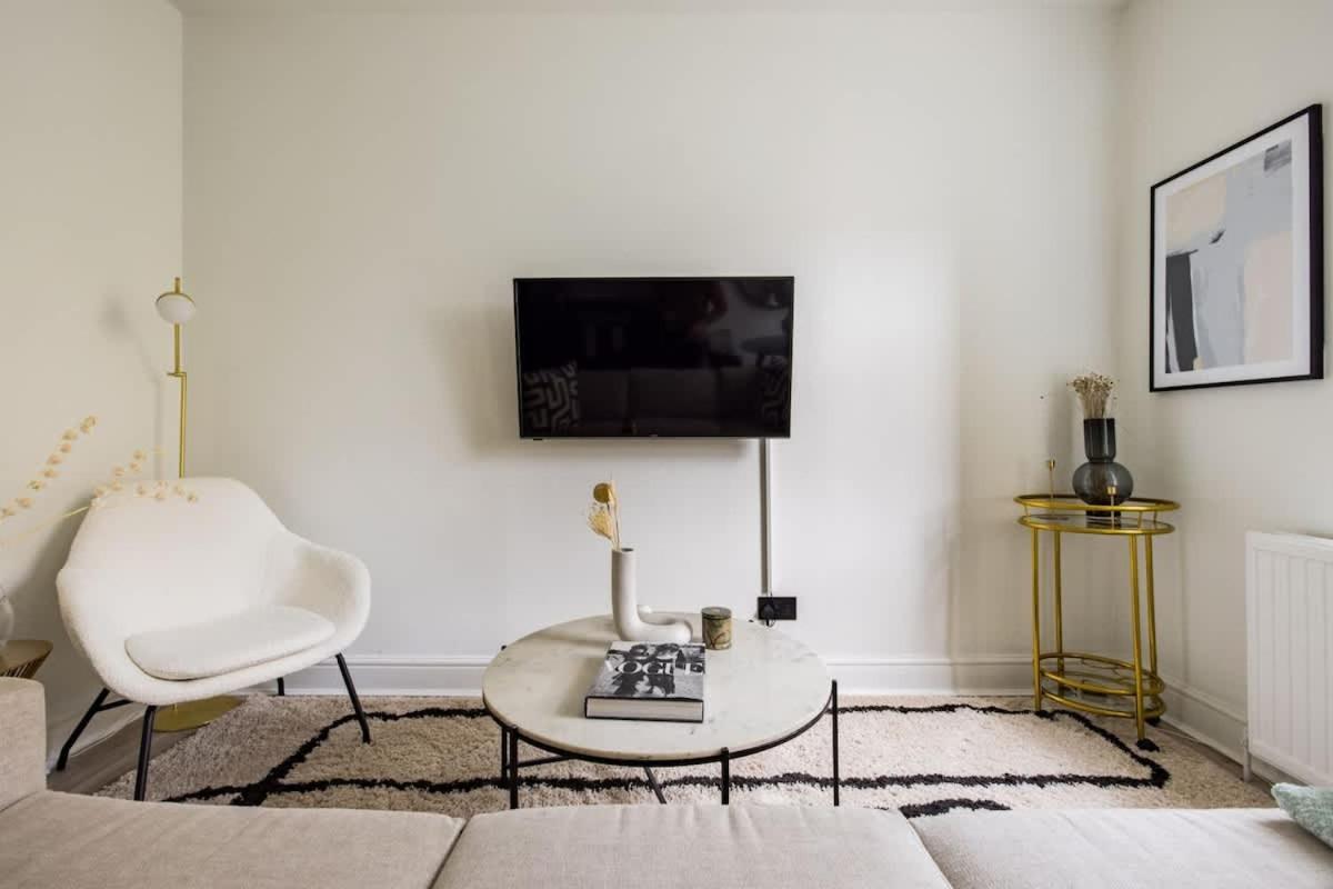 The Kensington And Chelsea Classic - Glamorous 2bdr Flat